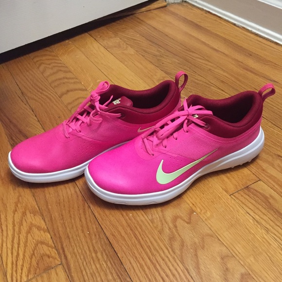 NWT Nike Akamai Women’s Golf Shoe - Picture 4 of 4